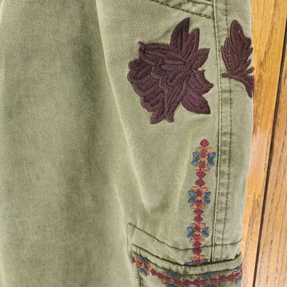 Sundance Remembered Dreams Embroidered Cargo Pants - Picture 5 of 13